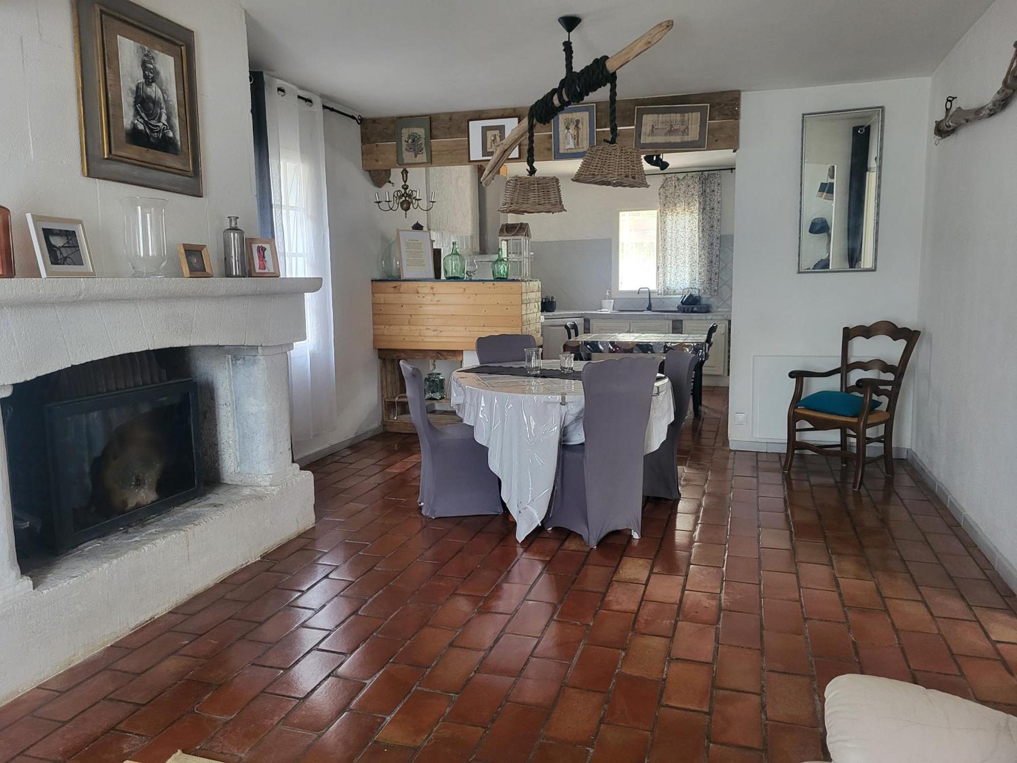 Maison Au Calme Sur Arles Villa ภายนอก รูปภาพ